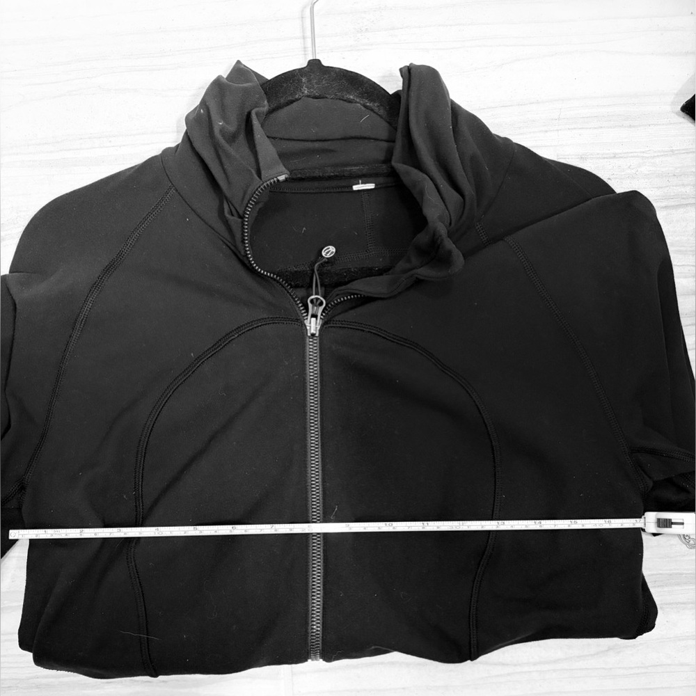Lululemon Define  Black Jacket 12 See - Picture 2 of 3
